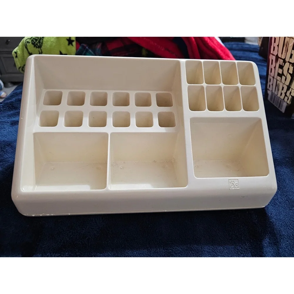 Vintage Burton Barone Cream Makeup Organizer Vanity Caddy Lipstick Holder USA